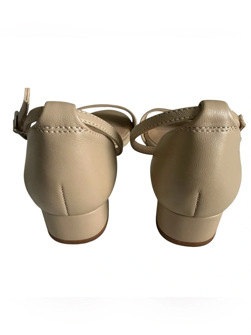NWOB GB Girls Spanish Sand Ankle Strap Block Heel Leather Dress Sandal Size 2